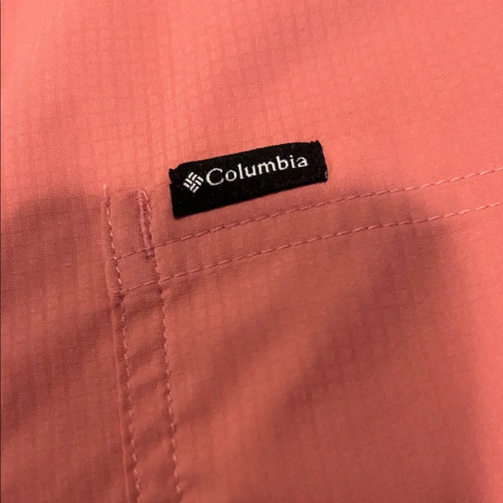 Columbia Men's Coral Casual Button-Down Shirt - Picture 3 of 4